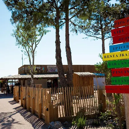 Parque de Campismo Mobil Xxl 4 - Le Trivoly *